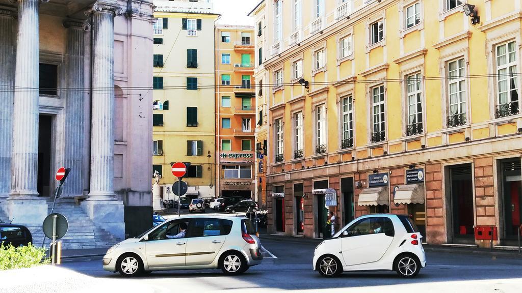 Il Riposo Del Guerriero Guesthouse Genoa Ngoại thất bức ảnh