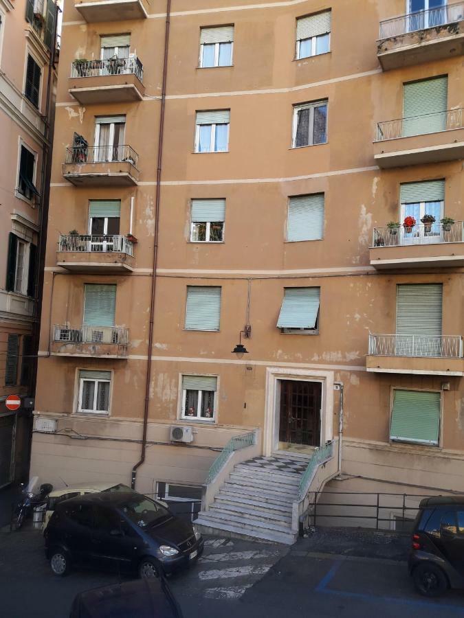 Il Riposo Del Guerriero Guesthouse Genoa Ngoại thất bức ảnh