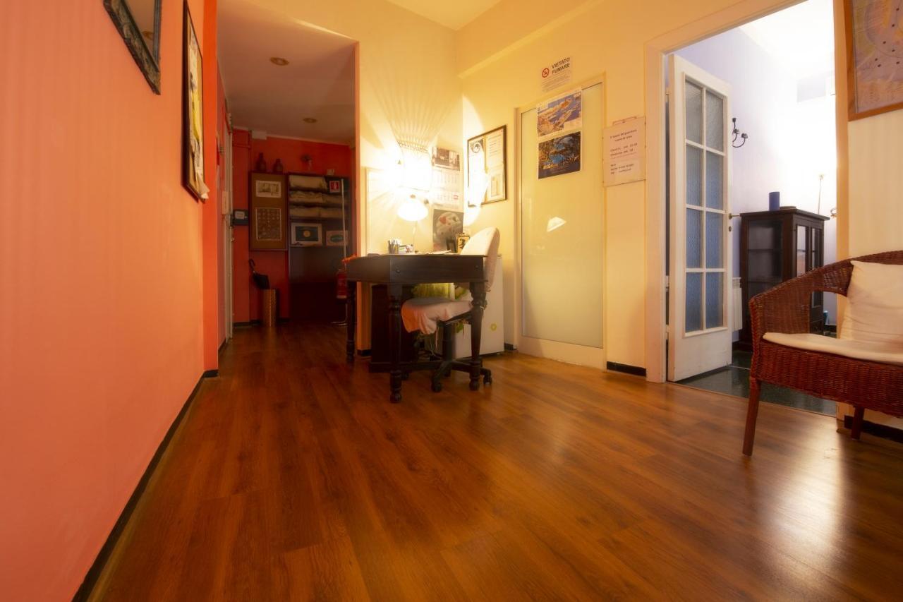 Il Riposo Del Guerriero Guesthouse Genoa Ngoại thất bức ảnh